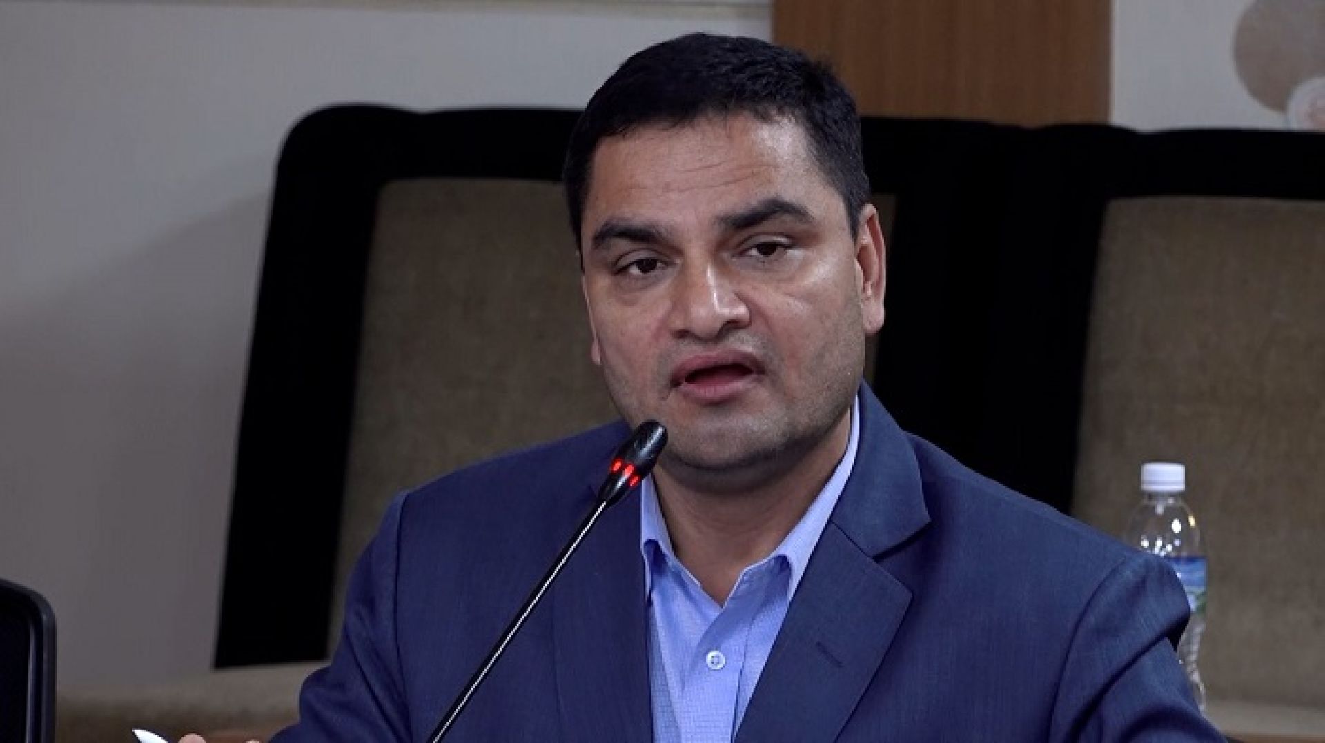 आमाको अकालमृत्यु रोक्न आफूले थालेको कार्यक्रम परिस्कृत गर्न सरकारलाई पूर्व स्वास्थ्यमन्त्री पौडेलको सुझाव